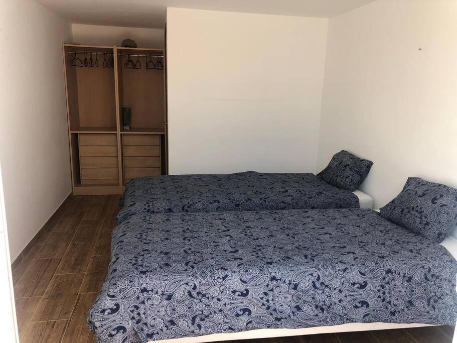 Gezellige Villa Met Prachtig Zicht En Zwembad Арона Екстериор снимка