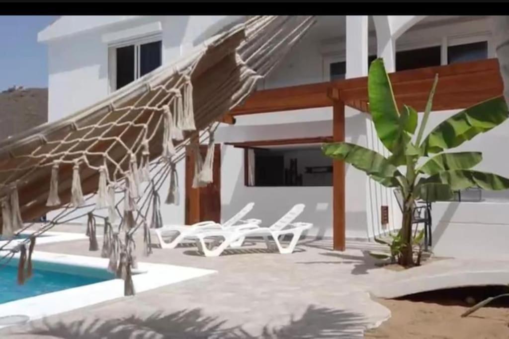 Gezellige Villa Met Prachtig Zicht En Zwembad Арона Екстериор снимка